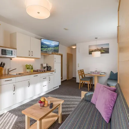 Gaestehaus Roland Apart-hotel Kirchberg in Tirol