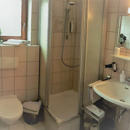 Gaestehaus Roland מלון דירות