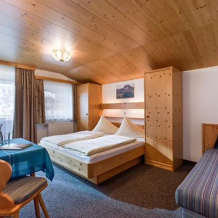 Gaestehaus Roland Lägenhetshotell Kirchberg in Tirol